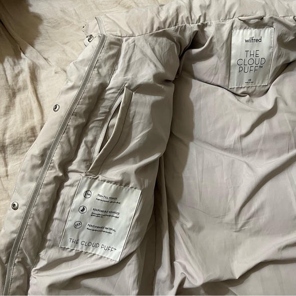 Aritzia Wilfred The Cloud Puff Long - Picture 5 of 9